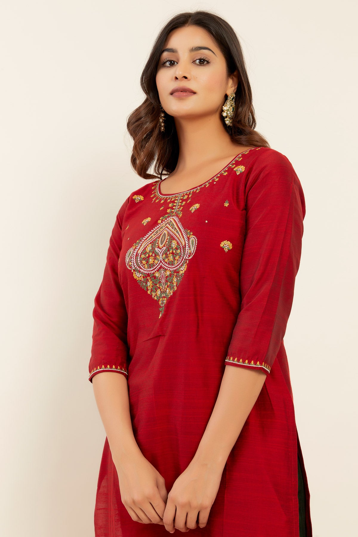 Floral & Paisley Motif Embroidered Kurta - Red