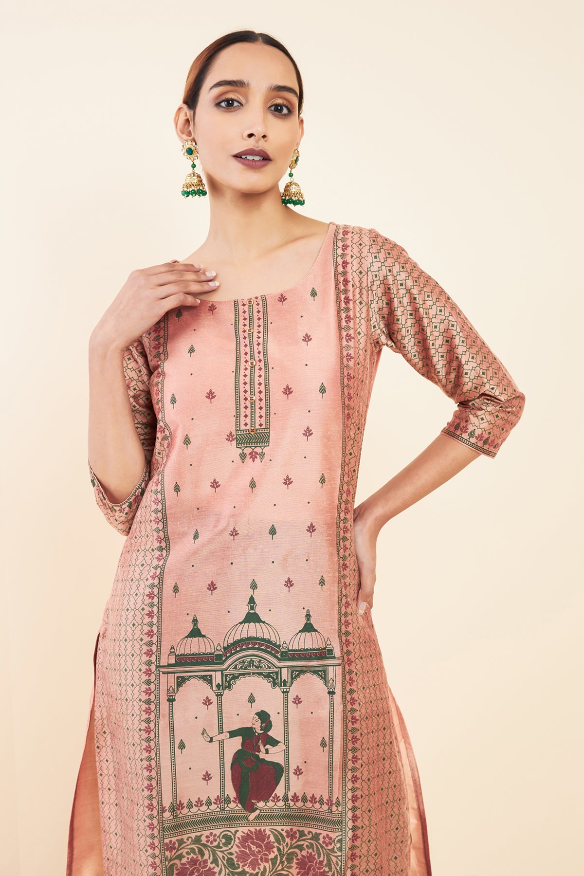 Moroccan Embellished Figure Motif Printed Kurta - Peach