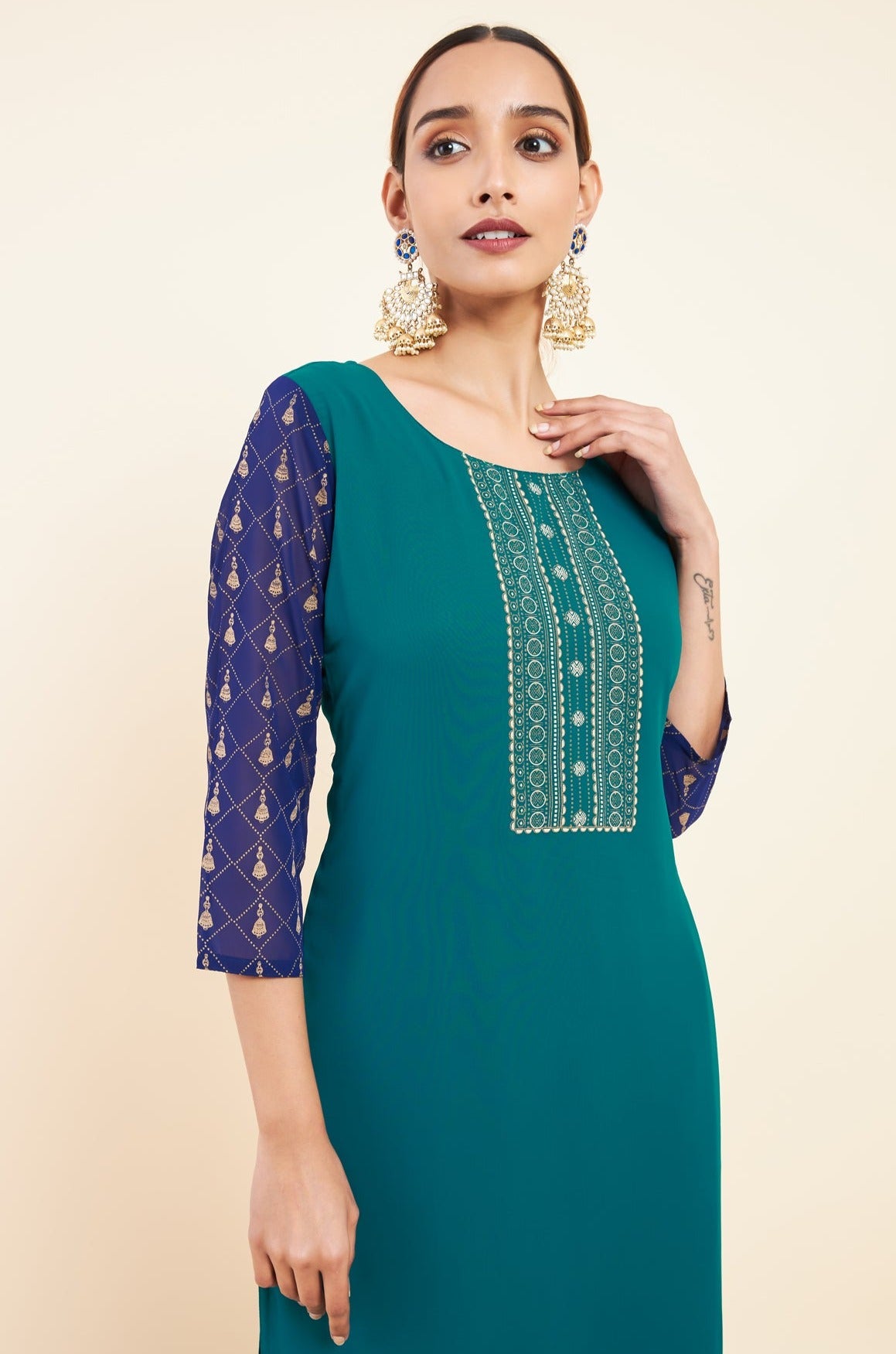 Contrast Geometric Motif Printed Kurta Green