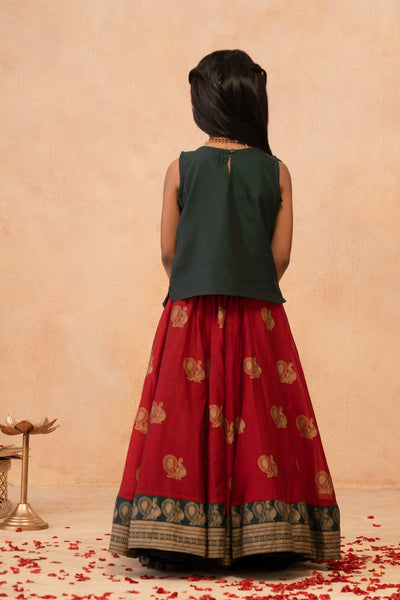 Contrast Geometric Embroidered With Foil Mirror Work Top & All Over Yazhi Printed Skirt Set - Green & Red