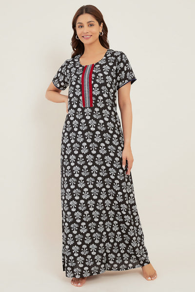 All Over Block Printed With Embroidered Yoke Nighty - Black
