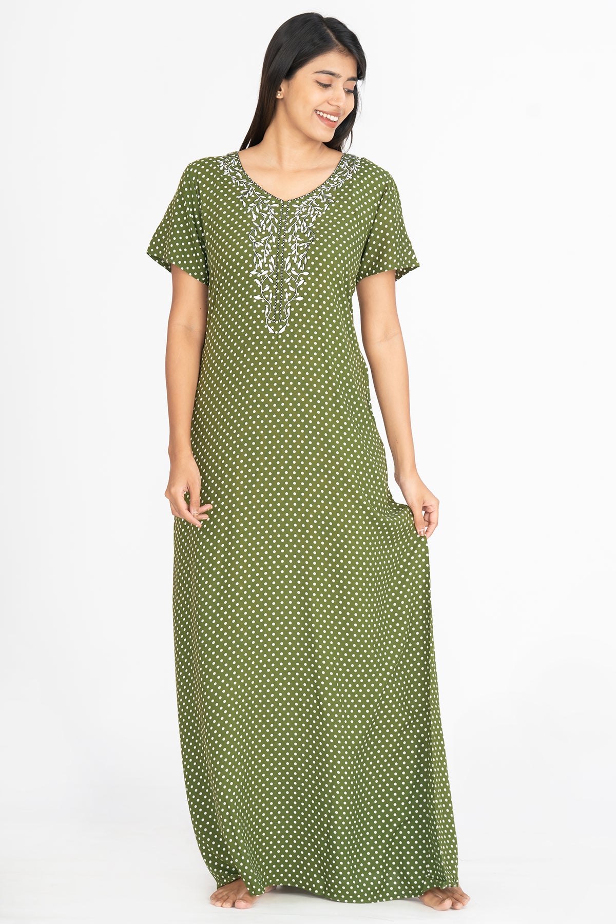 Contrast Leaf Motif Embroidered Yoke With All Over Ditsy Printed Nighty -  Green