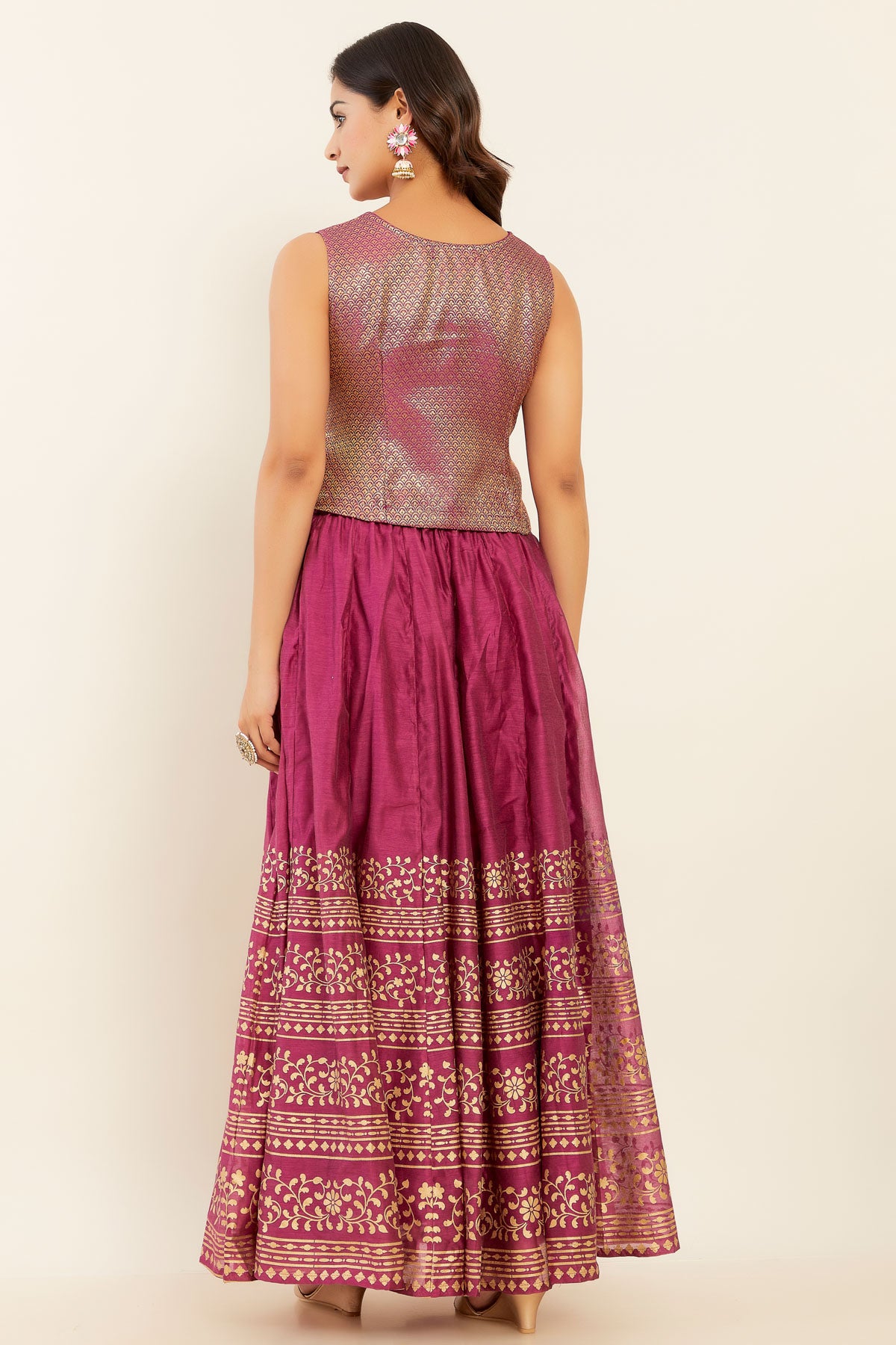 Scallop Pattern Brocade Crop Top & Floral Printed Skirt Set - Magenta