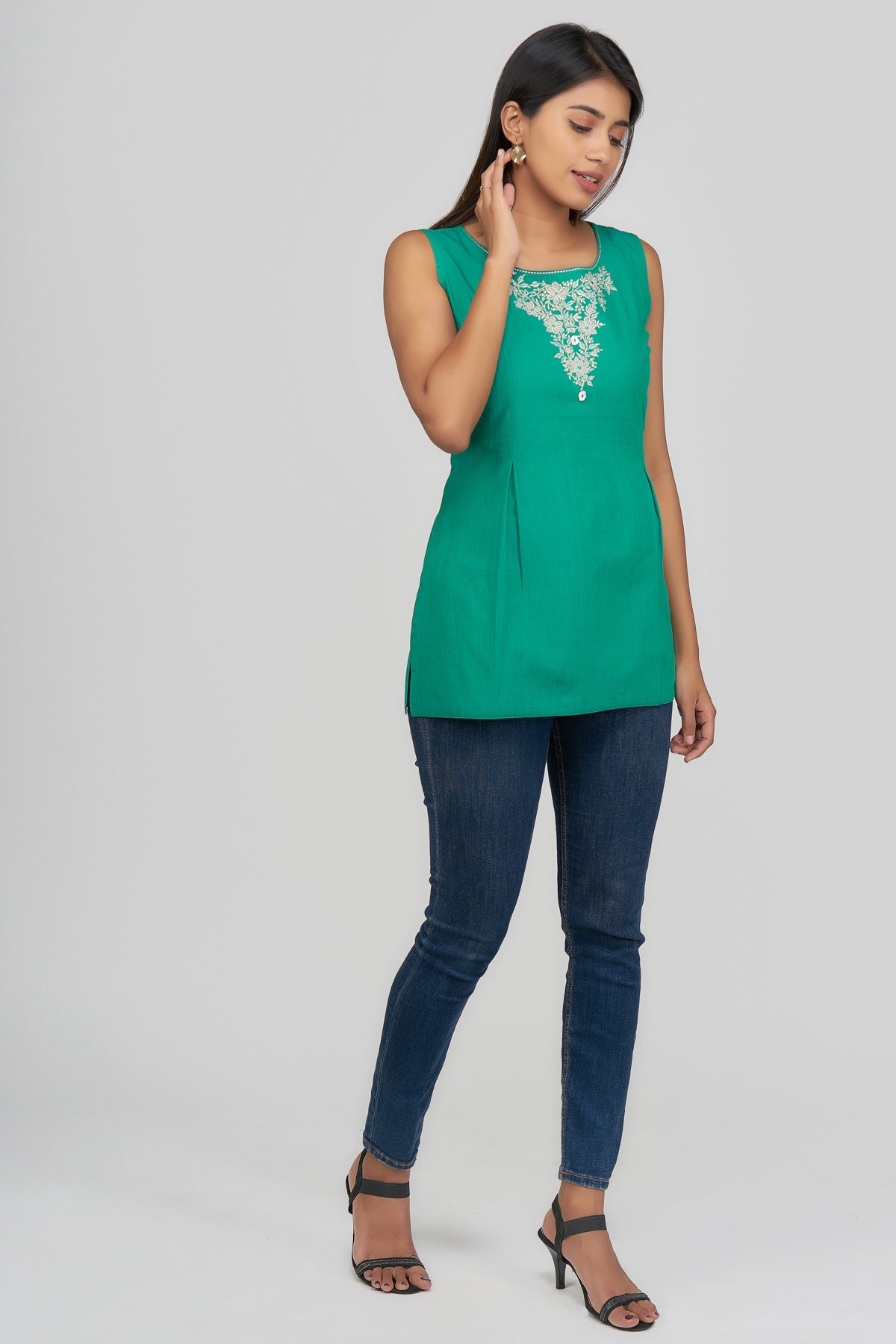 Ethnic Floral Embroidered Tunic - Green