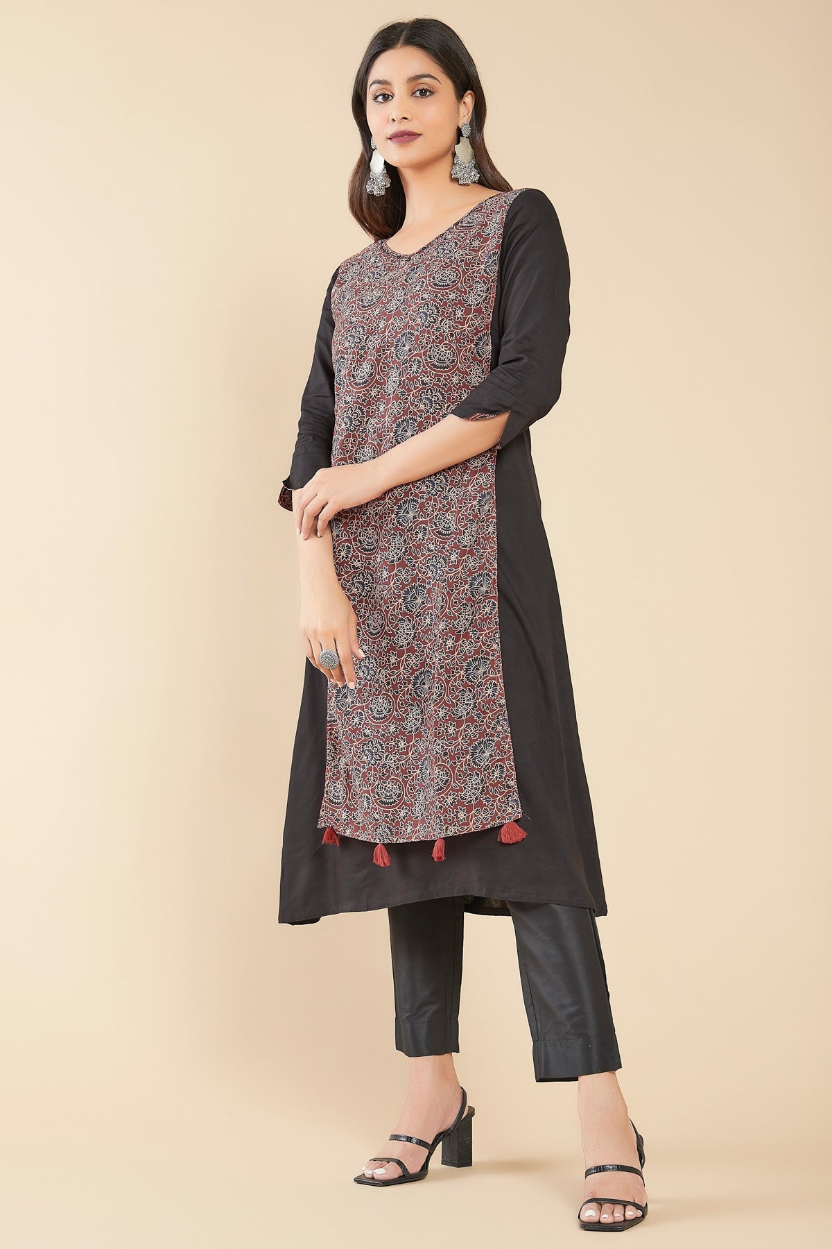 Contrast Kalamkari Printed Kurta - Black